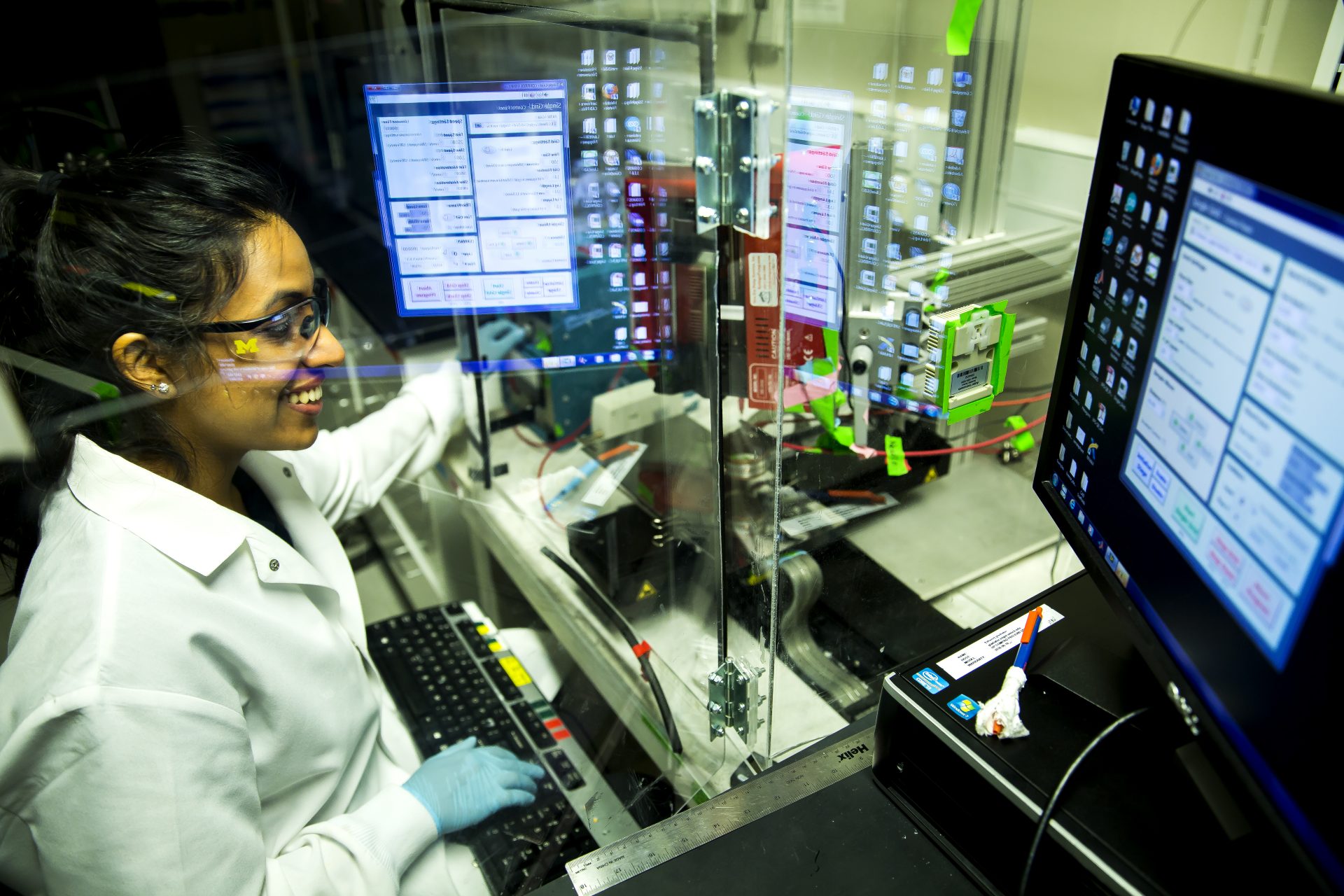 Stacy Ramcharan constructing a 3D Cell Scaffold